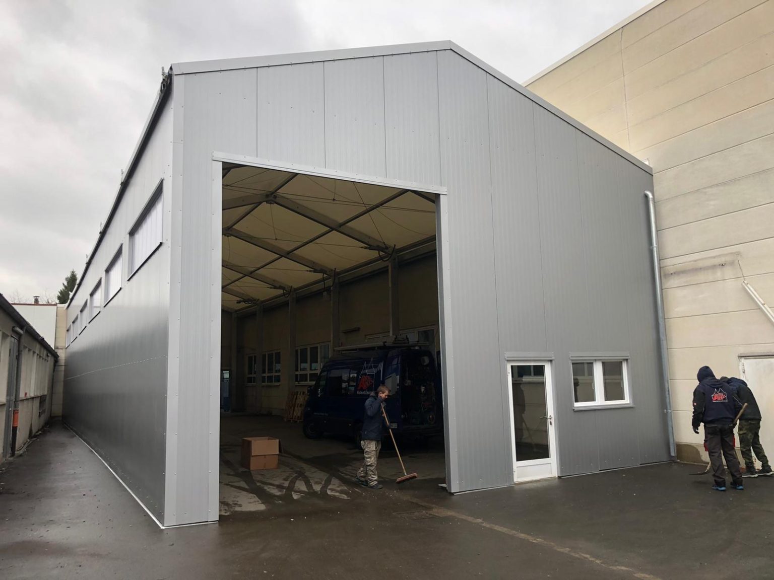 Heavy industrial building solutions - HR-Structures