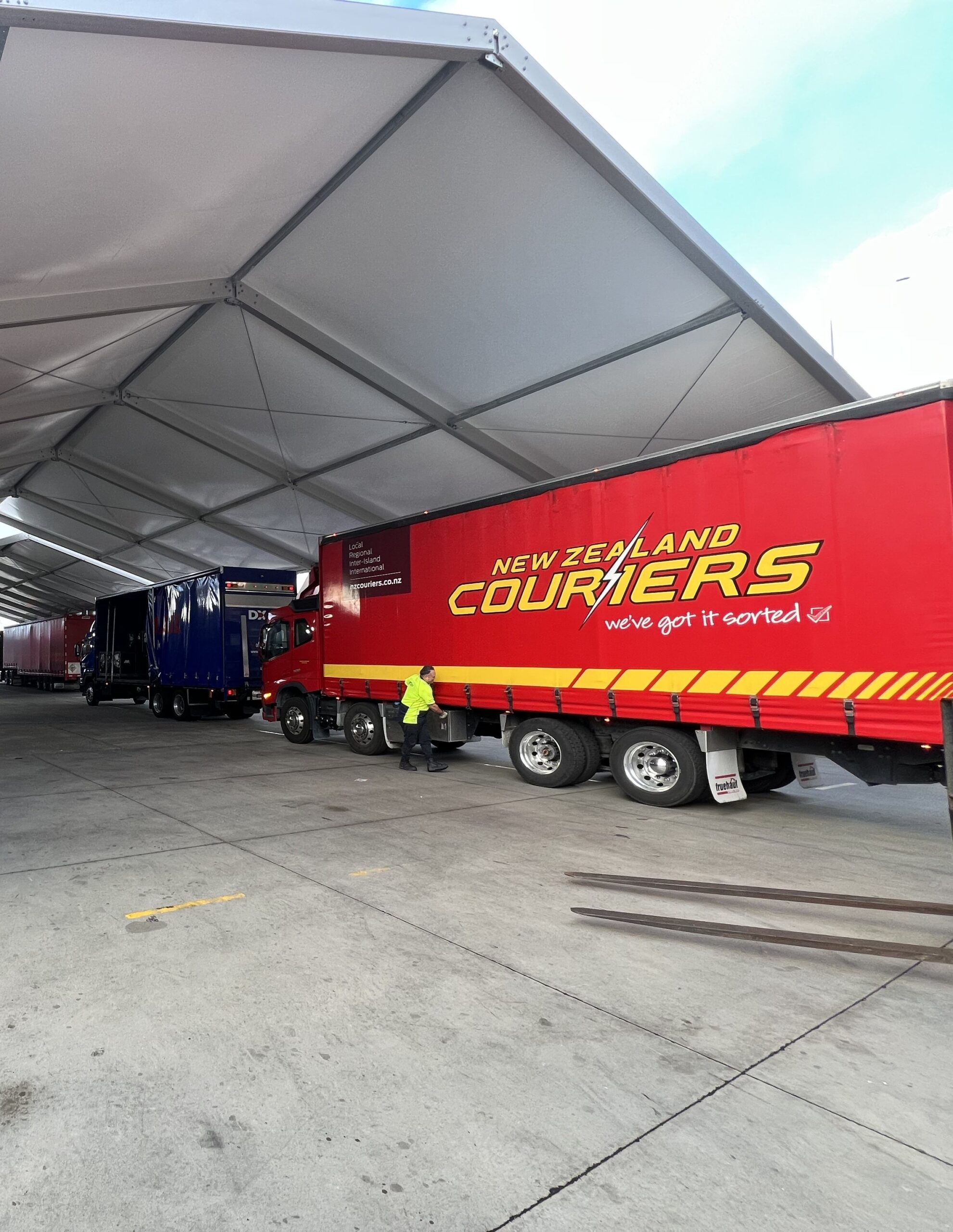 NZ Couriers Canopy Shelter